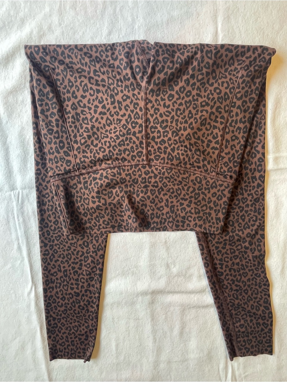 PINK Victoria's Secret Brown Leopard Print Leggings